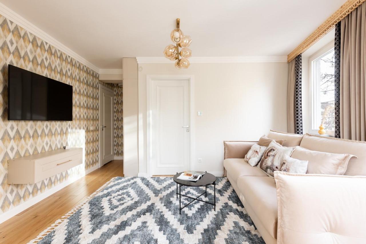 Monte Apartment *